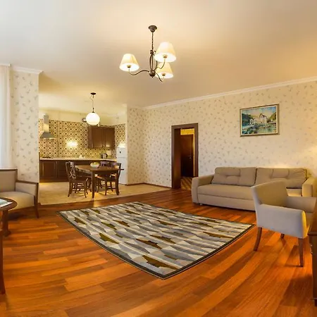 Hotel apartamentowy By Derenivska Kupil Niżne Sołotwino