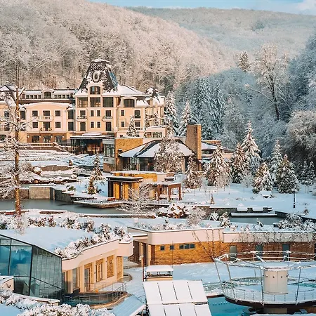 By Derenivska Kupil Aparthotel