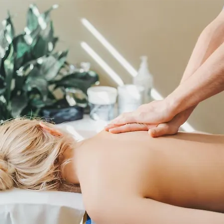 Hotel apartamentowy By Derenivska Kupil