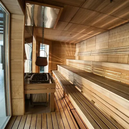 By Derenivska Kupil Aparthotel Nyzhne Solotvyno