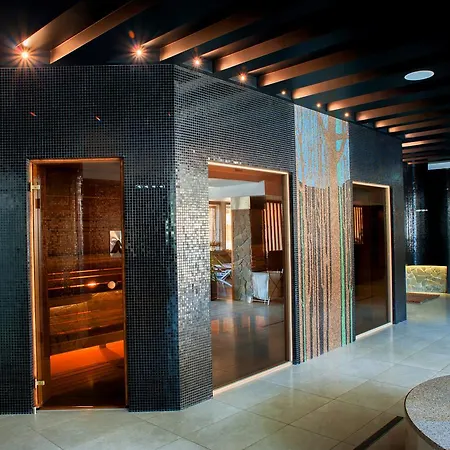 By Derenivska Kupil ニージニェ・ソロトヴィノ