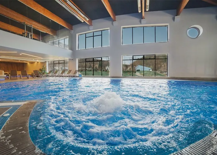 By Derenivska Kupil Apart Otel 4*